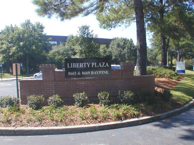 8775 Baypine Rd, Jacksonville, FL for sale - Building Photo - Image 2 of 9