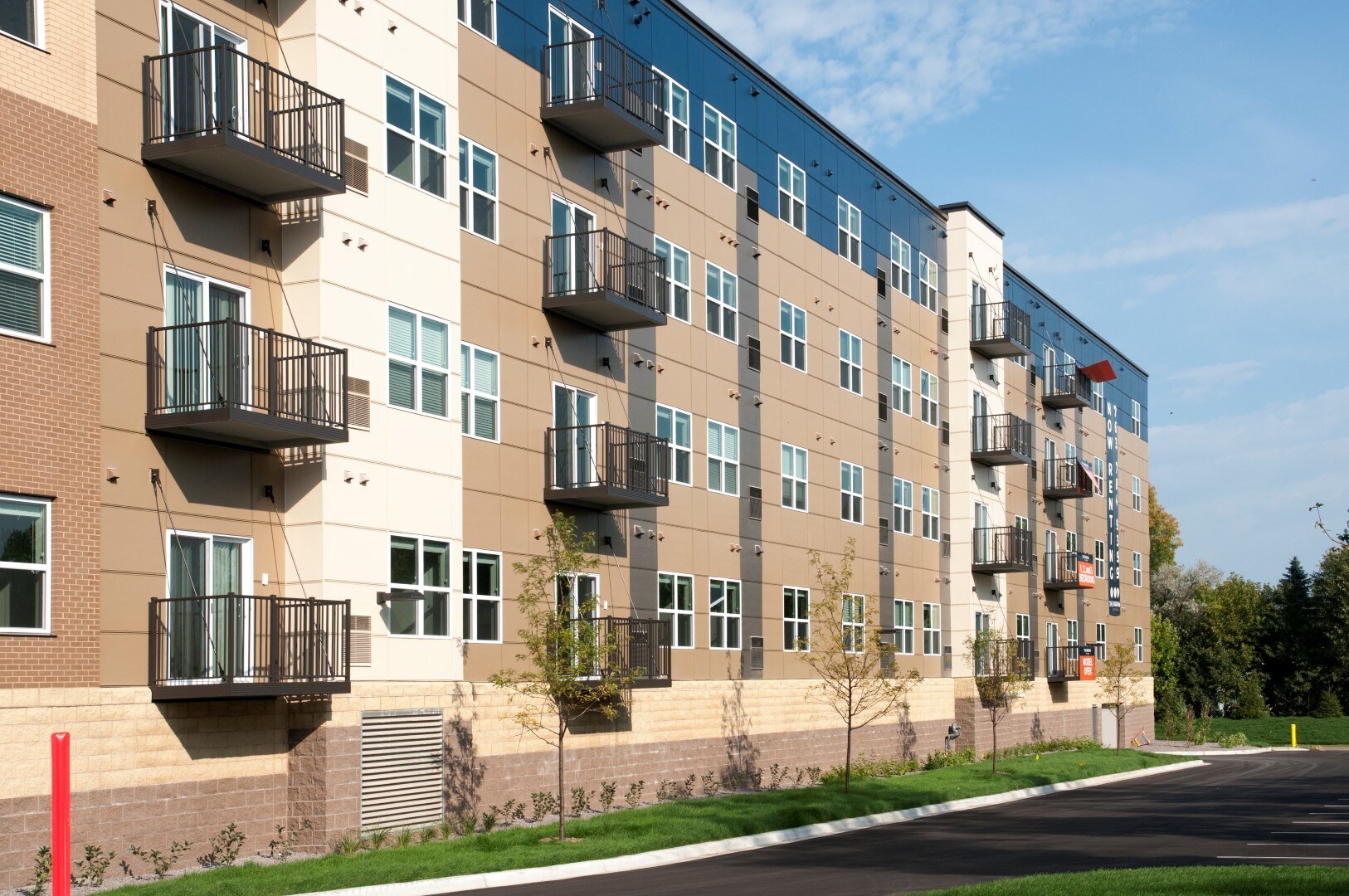 9436 Ulysses St NE, Blaine, MN for sale Building Photo- Image 1 of 1