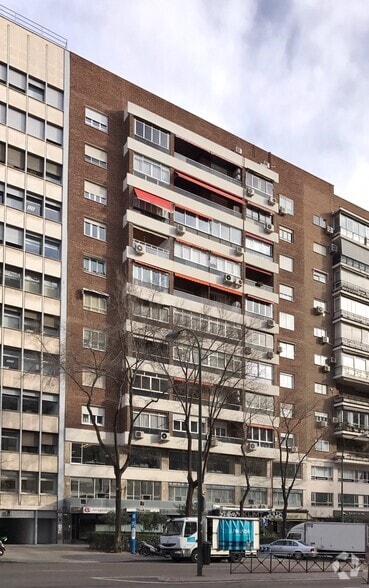 Paseo de la Castellana, 161, Madrid, Madrid for sale - Primary Photo - Image 1 of 1