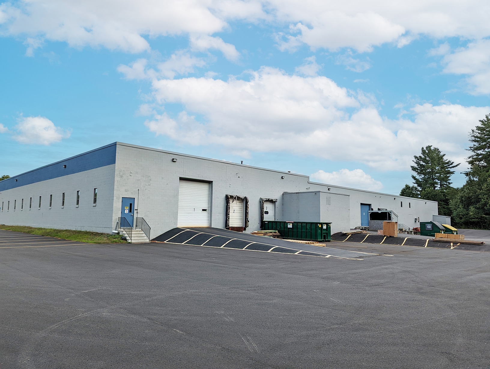 18 Continental Blvd, Merrimack, NH 03054 Industrial for Lease