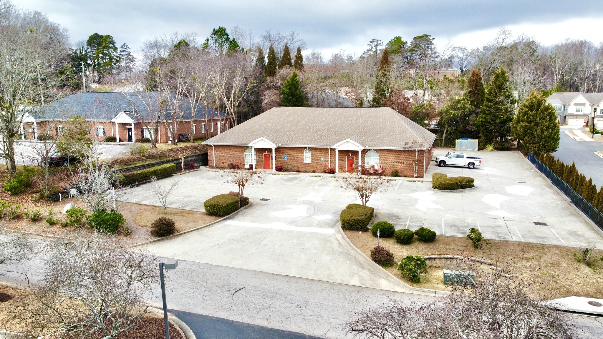 961 Smokey Mountain Springs Ln NE, Gainesville, GA for lease Primary Photo- Image 1 of 9