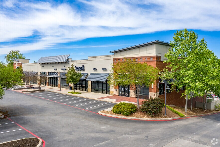 2106 E Sonterra Blvd, San Antonio, TX 78259