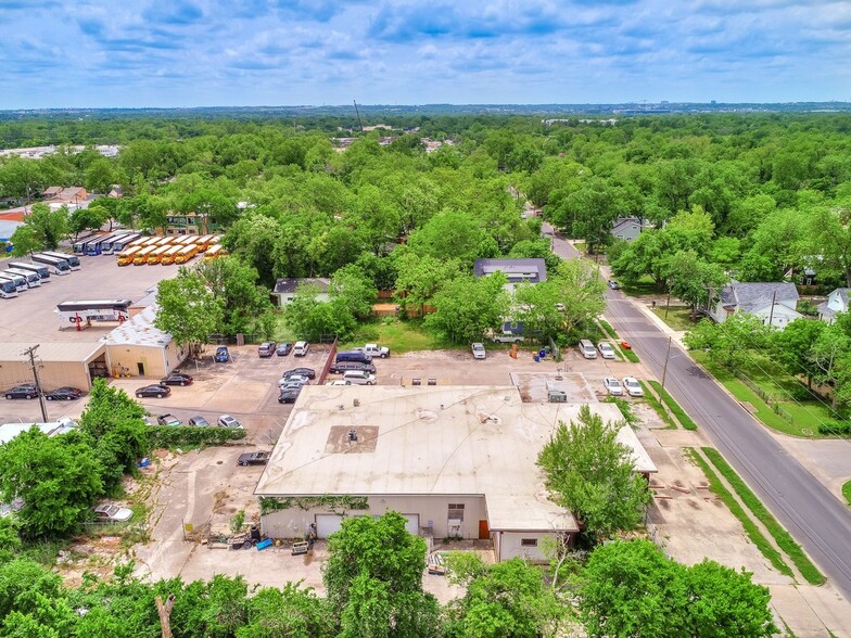 1129-1135 Gunter St, Austin, TX for sale - Aerial - Image 3 of 10