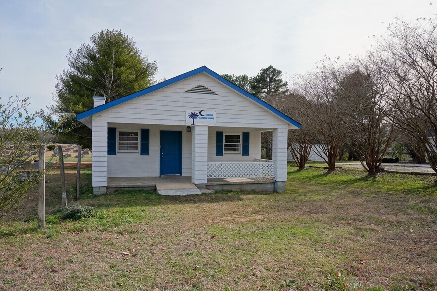 1941 Cannons Campground Rd, Spartanburg, SC 29307