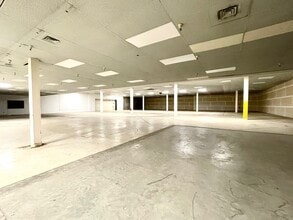 5000 Greenbag Rd, Morgantown, WV for lease Interior Photo- Image 2 of 4