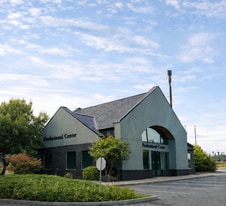 370 NE Camano Dr, Camano Island WA - Office Space