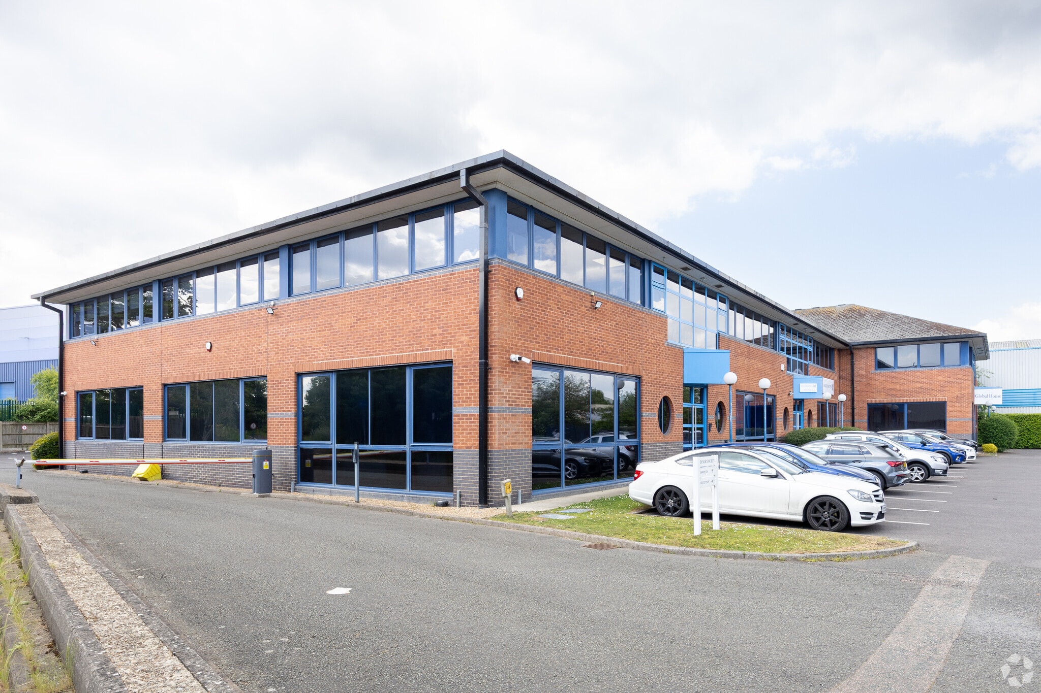 Manor Royal, Crawley for lease Building Photo- Image 1 of 4