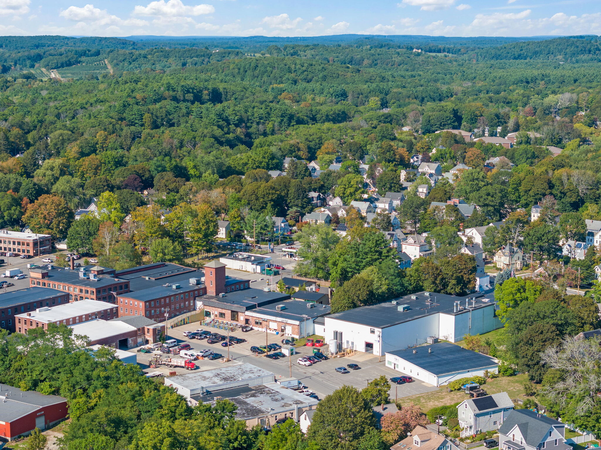 Amesbury Portfolio portfolio of 3 properties for sale on LoopNet.com Building Photo- Image 1 of 5