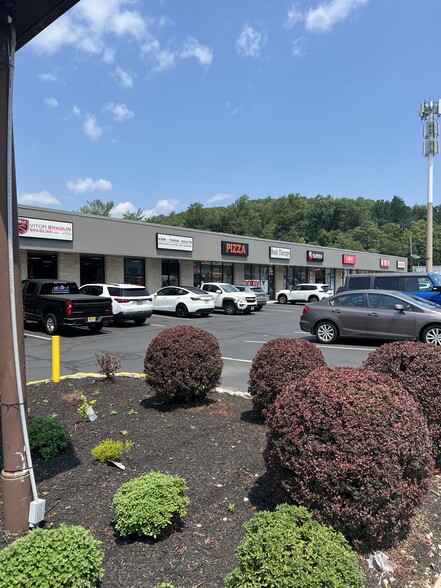 1985 Route 22 W, Scotch Plains, NJ for lease - Building Photo - Image 1 of 7