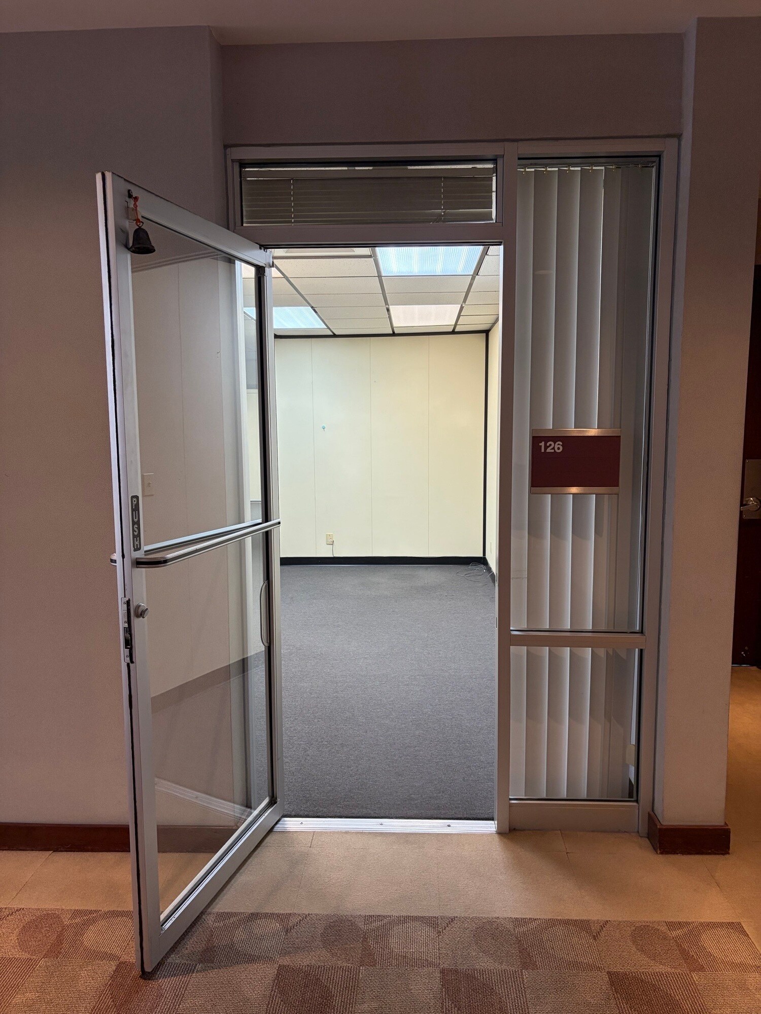 4045 Spencer St, Las Vegas, NV for lease Interior Photo- Image 1 of 5
