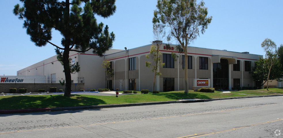 5252 Argosy Ave, Huntington Beach, CA for lease - Building Photo - Image 3 of 4