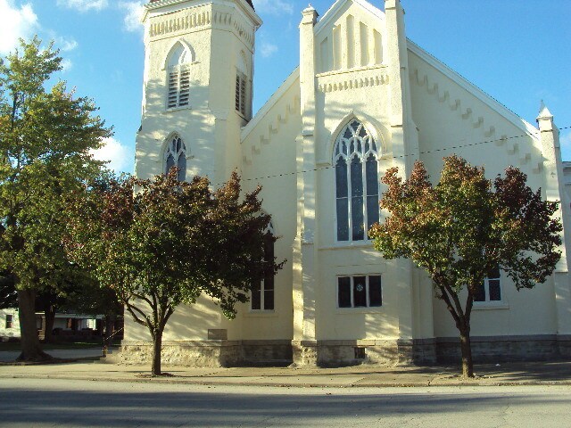 422 W Oak St, Union City, IN for sale Primary Photo- Image 1 of 1