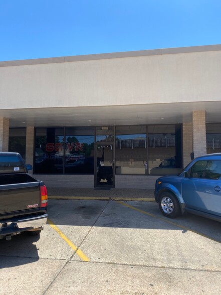 6607 Line Ave, Shreveport, LA for lease - Building Photo - Image 2 of 11