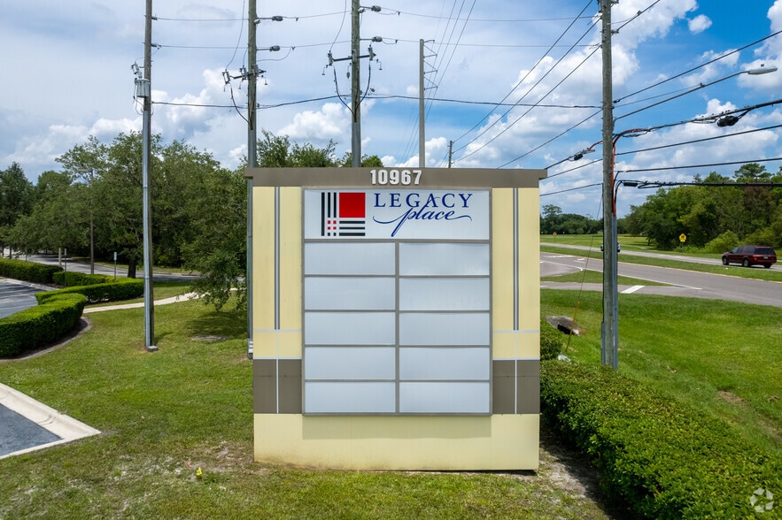 10967 Lake Underhill Rd, Orlando, FL for sale - Building Photo - Image 3 of 9