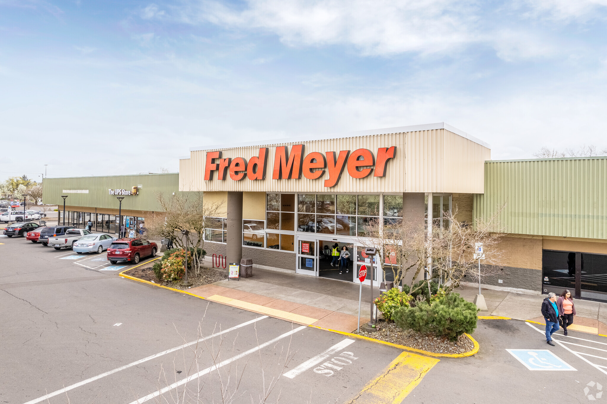 3740 Market St NE, Salem, OR for lease Building Photo- Image 1 of 7