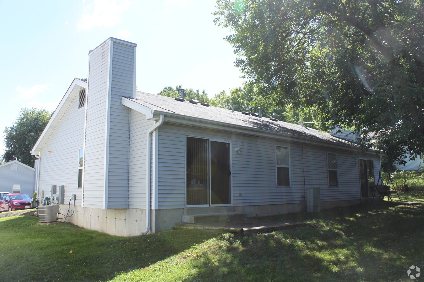 3100 Cross Keys Place Dr, Florissant, MO 63033