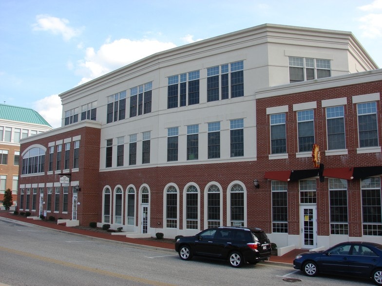 105 Centennial St, La Plata, MD for lease - Building Photo - Image 3 of 8