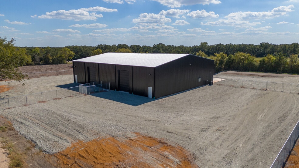 4133 Ashley Ln, College Station, TX for lease - Building Photo - Image 2 of 9