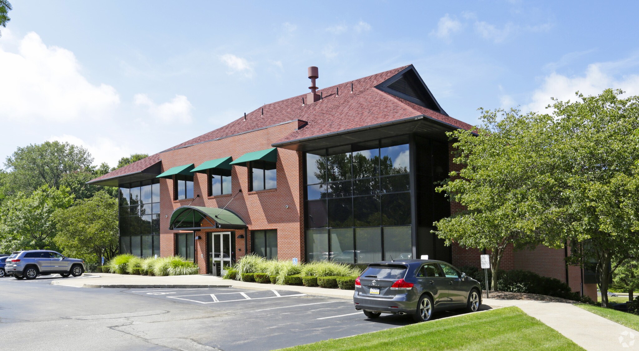 410 Cranberry St, Erie, PA for sale Primary Photo- Image 1 of 1