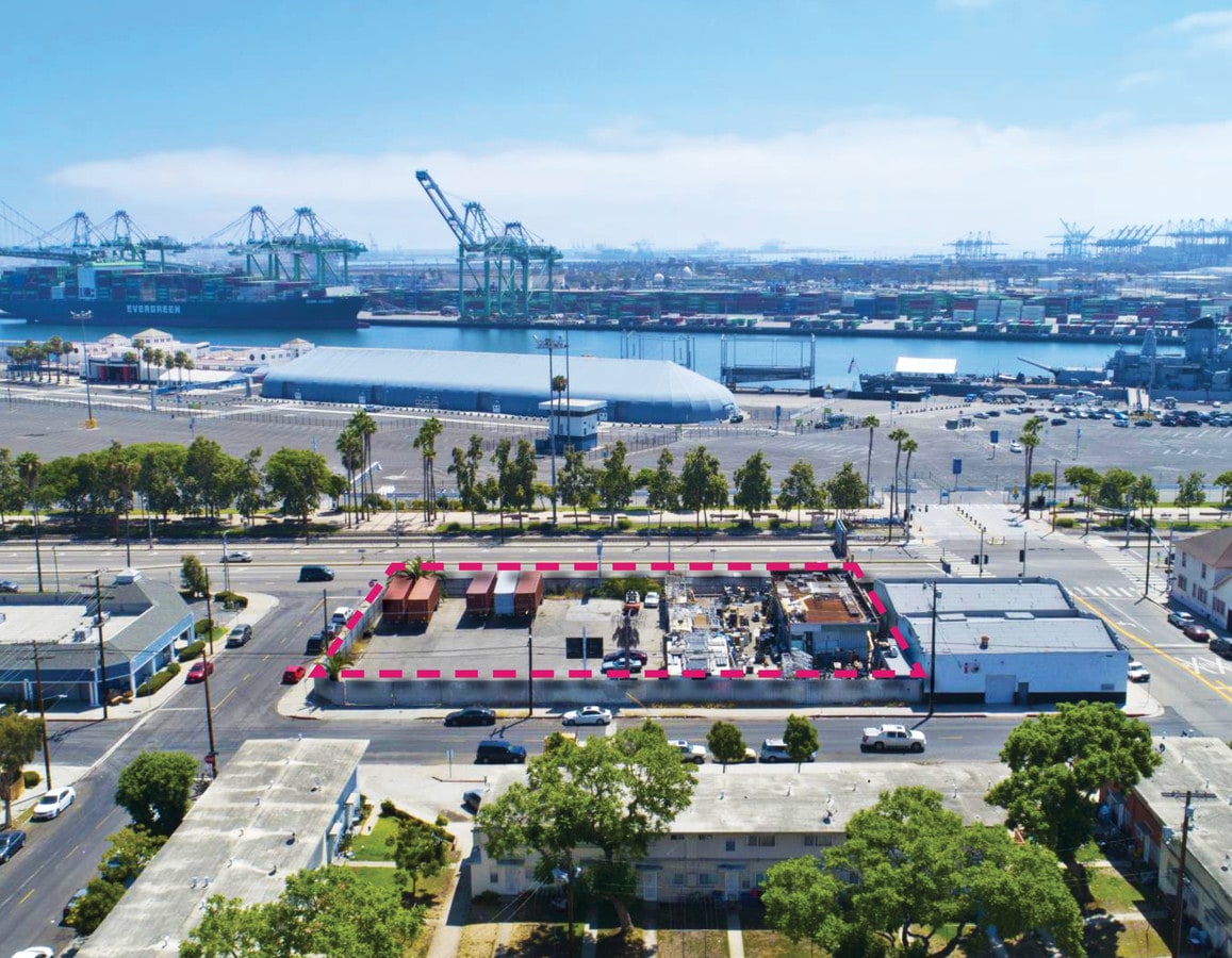 111 N Harbor Blvd, San Pedro, CA 90731