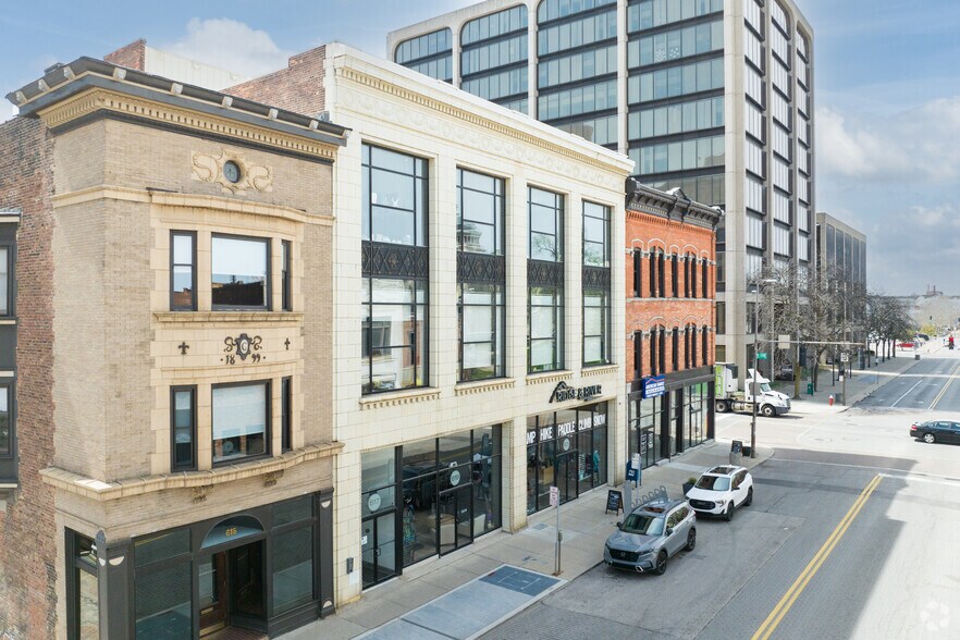 617-621 Adams St, Toledo, OH for sale - Primary Photo - Image 1 of 1