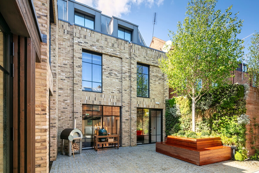 Dimes Pl, London for lease - Building Photo - Image 1 of 17