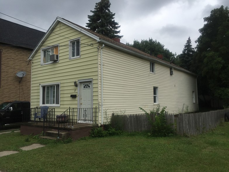 27 Danforth St, Buffalo, NY for sale - Primary Photo - Image 1 of 1