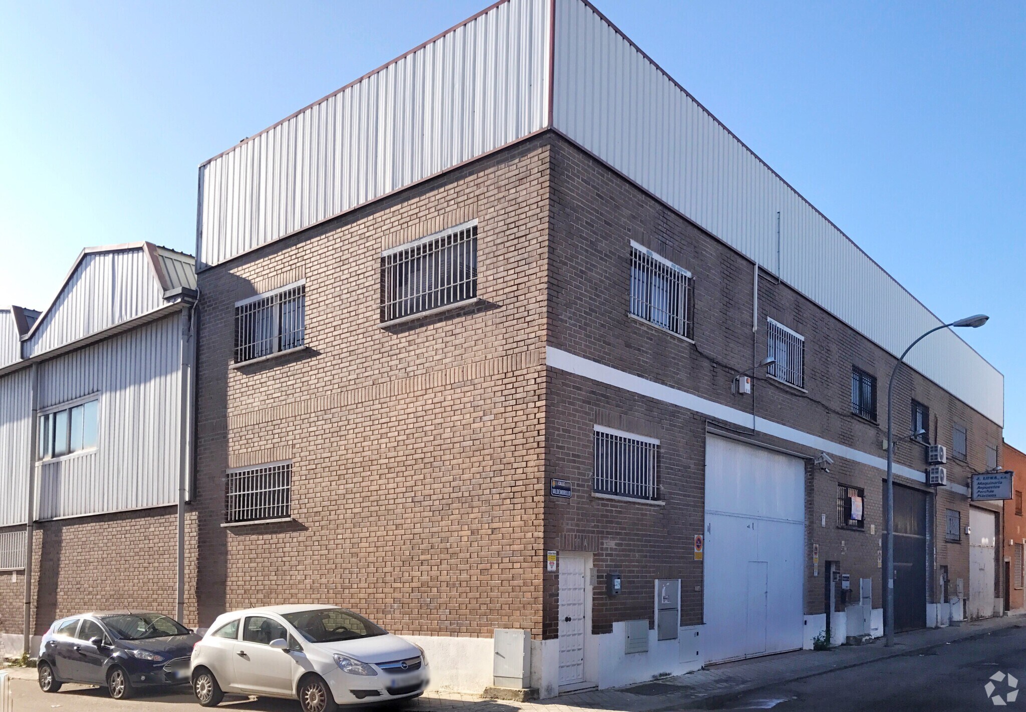 in Alcorcón, Madrid for sale Primary Photo- Image 1 of 1