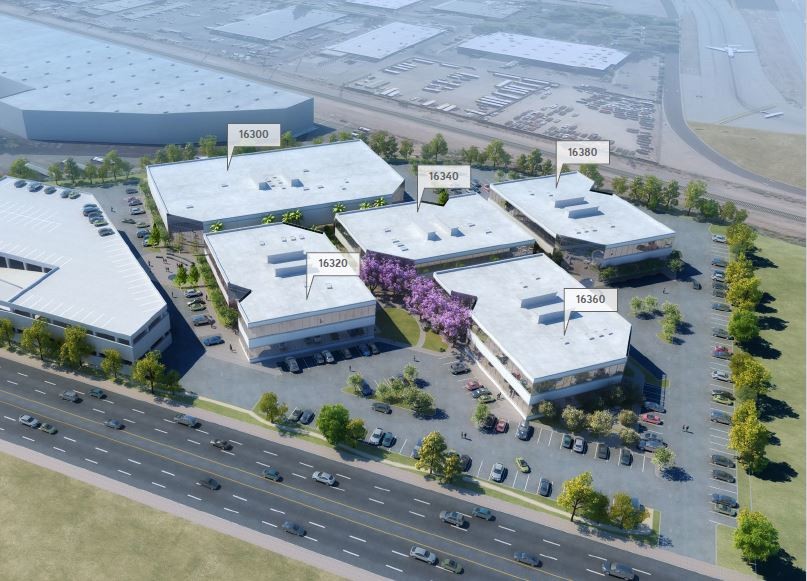 16380 Roscoe Blvd, Van Nuys, CA 91406 Runway