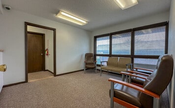 1209 S 4th St, Springfield, IL for lease Interior Photo- Image 1 of 6