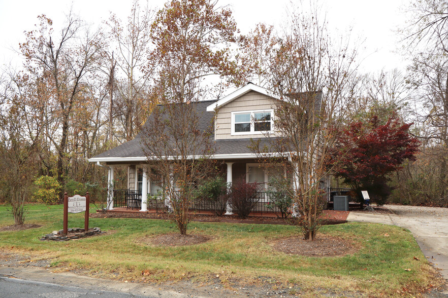 3350 Valley Rd, Winston-Salem, NC for sale - Building Photo - Image 1 of 7