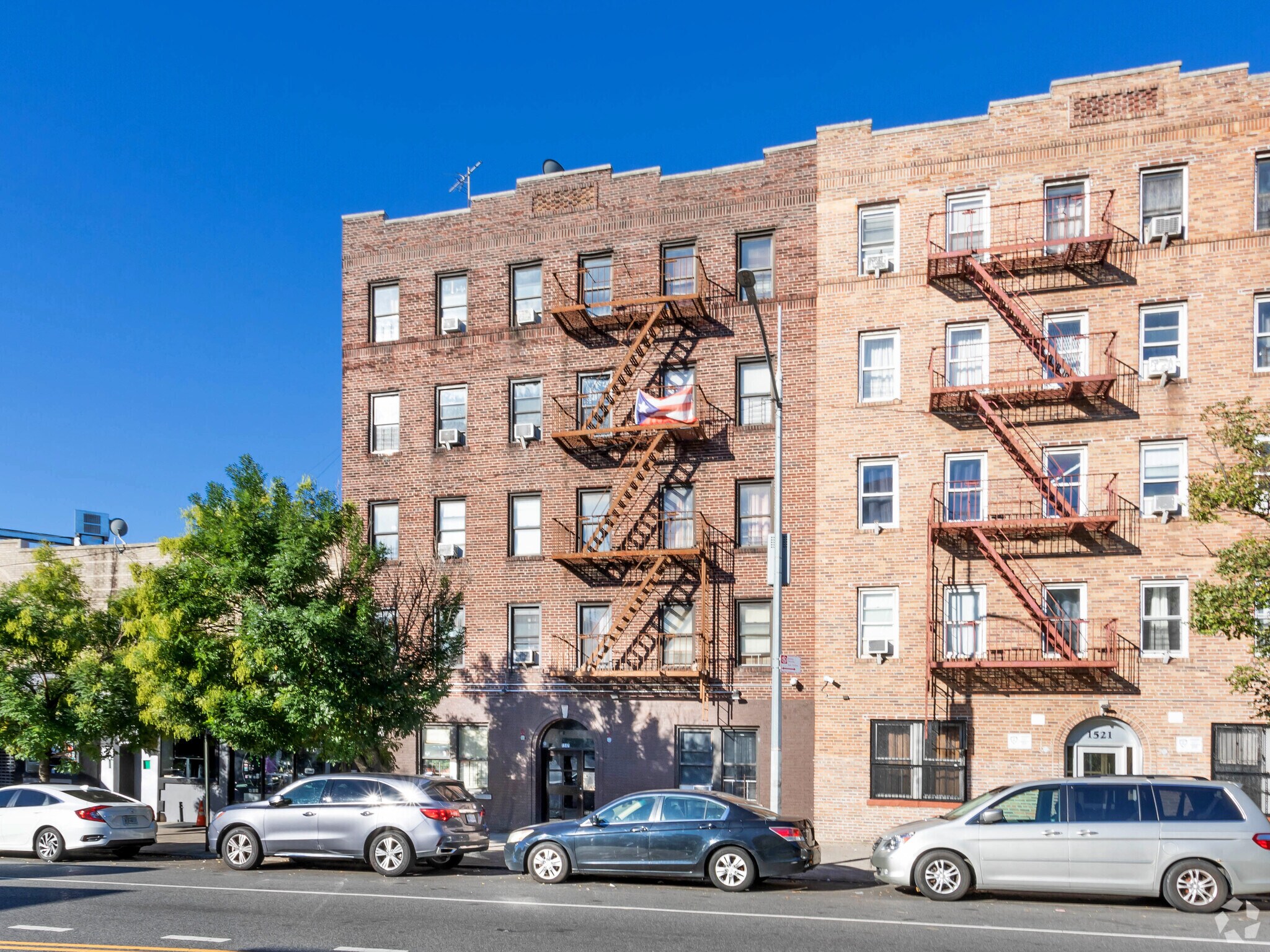 1517 White Plains Rd, Bronx, NY for sale Primary Photo- Image 1 of 1