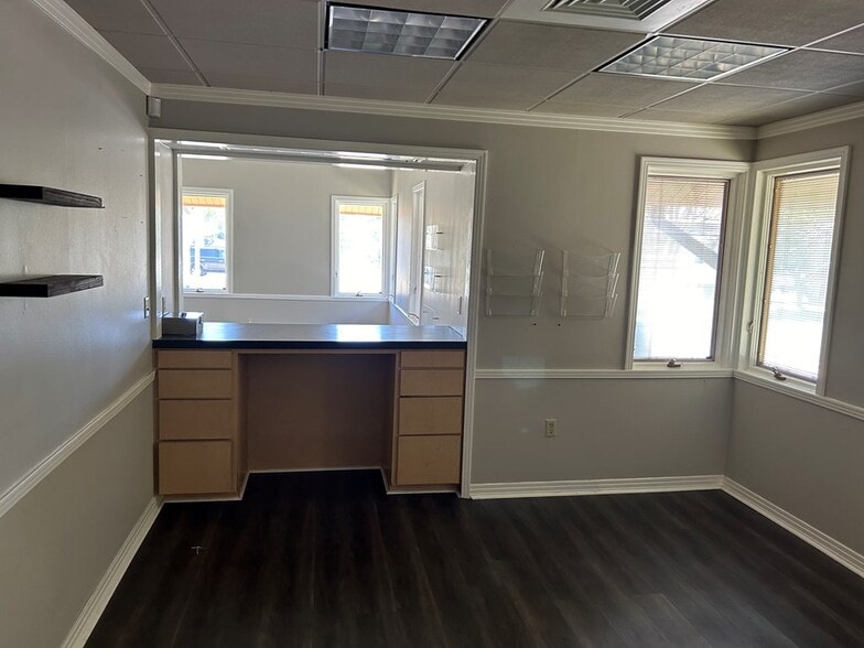 2240 W Main St, Dothan, AL for sale - Interior Photo - Image 3 of 19