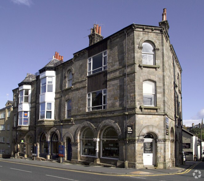 1523 Cold Bath Rd, Harrogate, NYK HG2 0NL