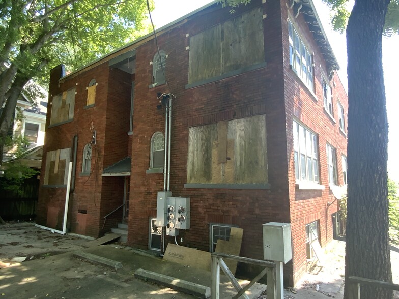 907 N Highland Ave, Jackson, TN for sale - Building Photo - Image 3 of 29