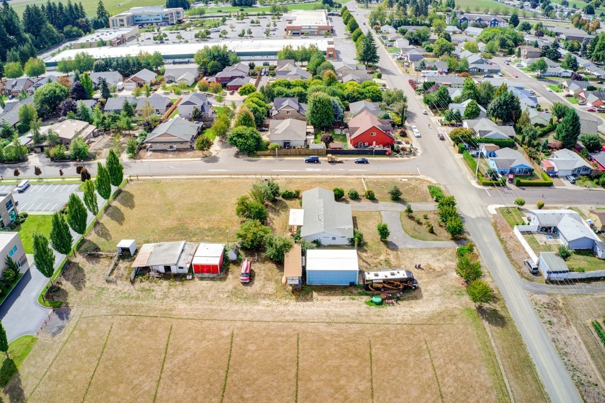 650 NE Norton Ln, McMinnville, OR 97128