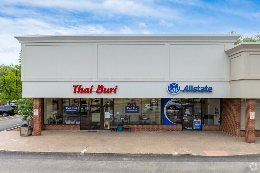 1041-1073 Lake Cook Rd, Wheeling, IL for lease - Building Photo - Image 2 of 16