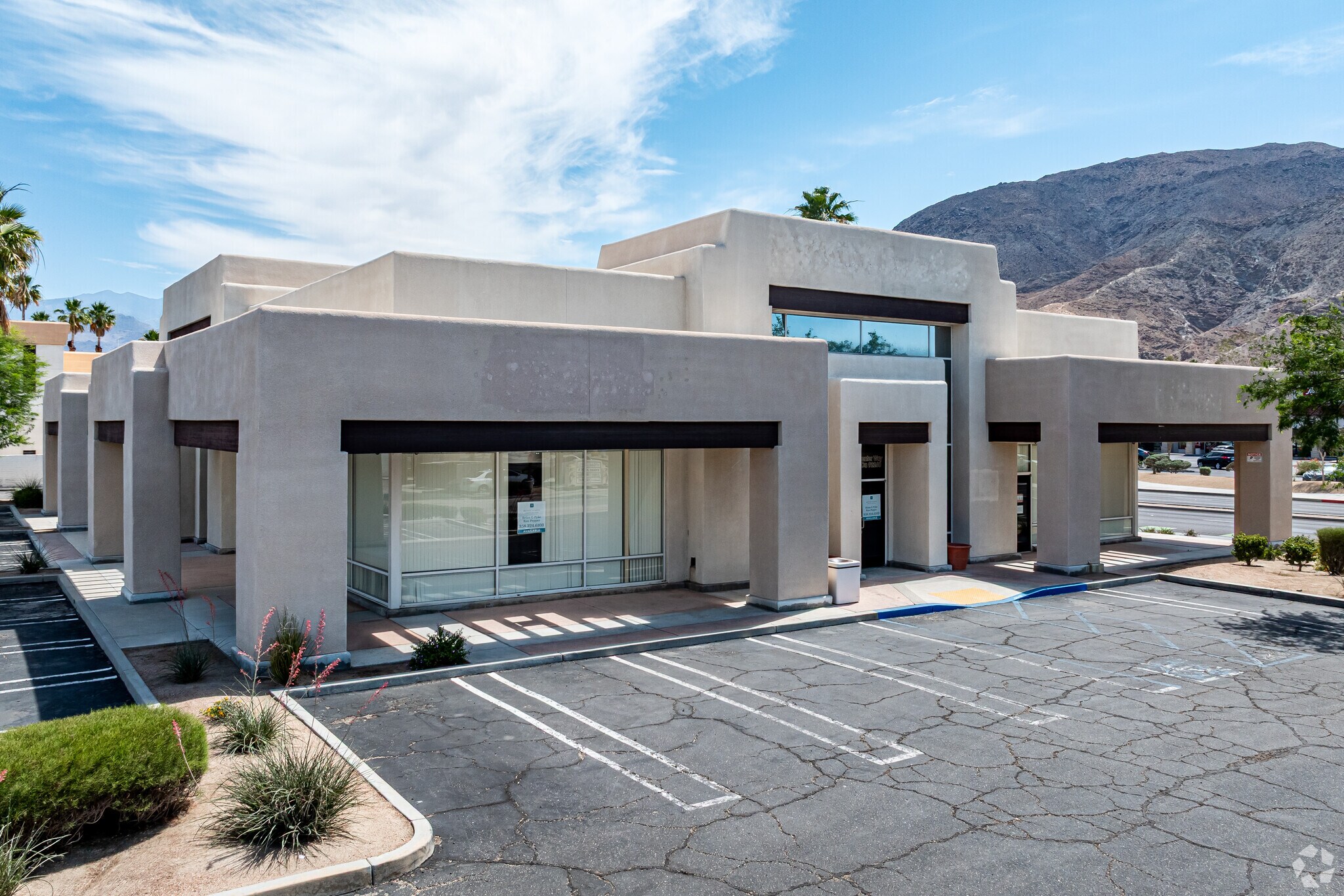 44200 Town Center Way, Palm Desert, CA for sale Primary Photo- Image 1 of 6