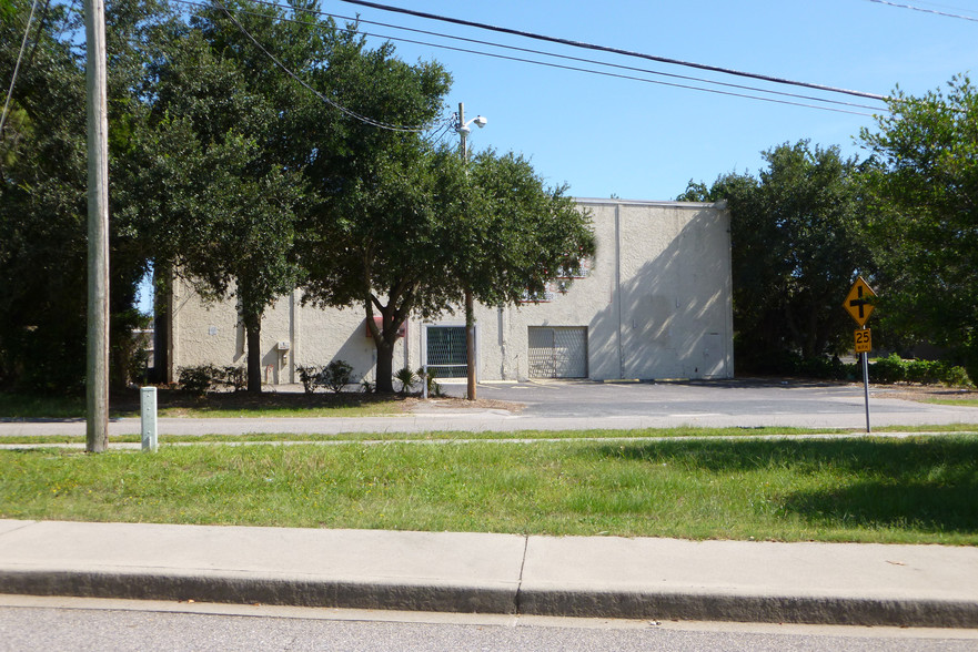 604 Oak St, Myrtle Beach, SC for lease - Building Photo - Image 2 of 4