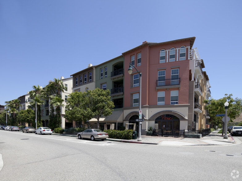 13020 Pacific Promenade, Playa Vista, CA for lease - Building Photo - Image 2 of 38