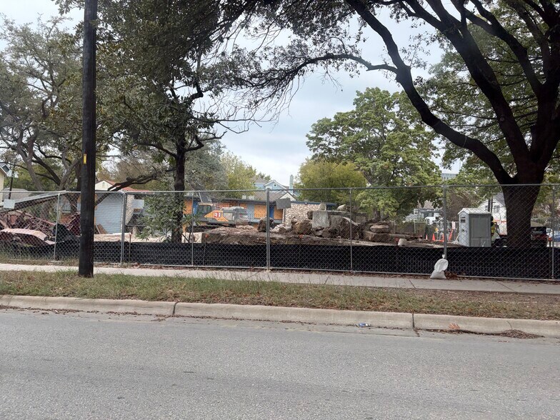 1900 San Gabriel St, Austin, TX for sale - Primary Photo - Image 1 of 1