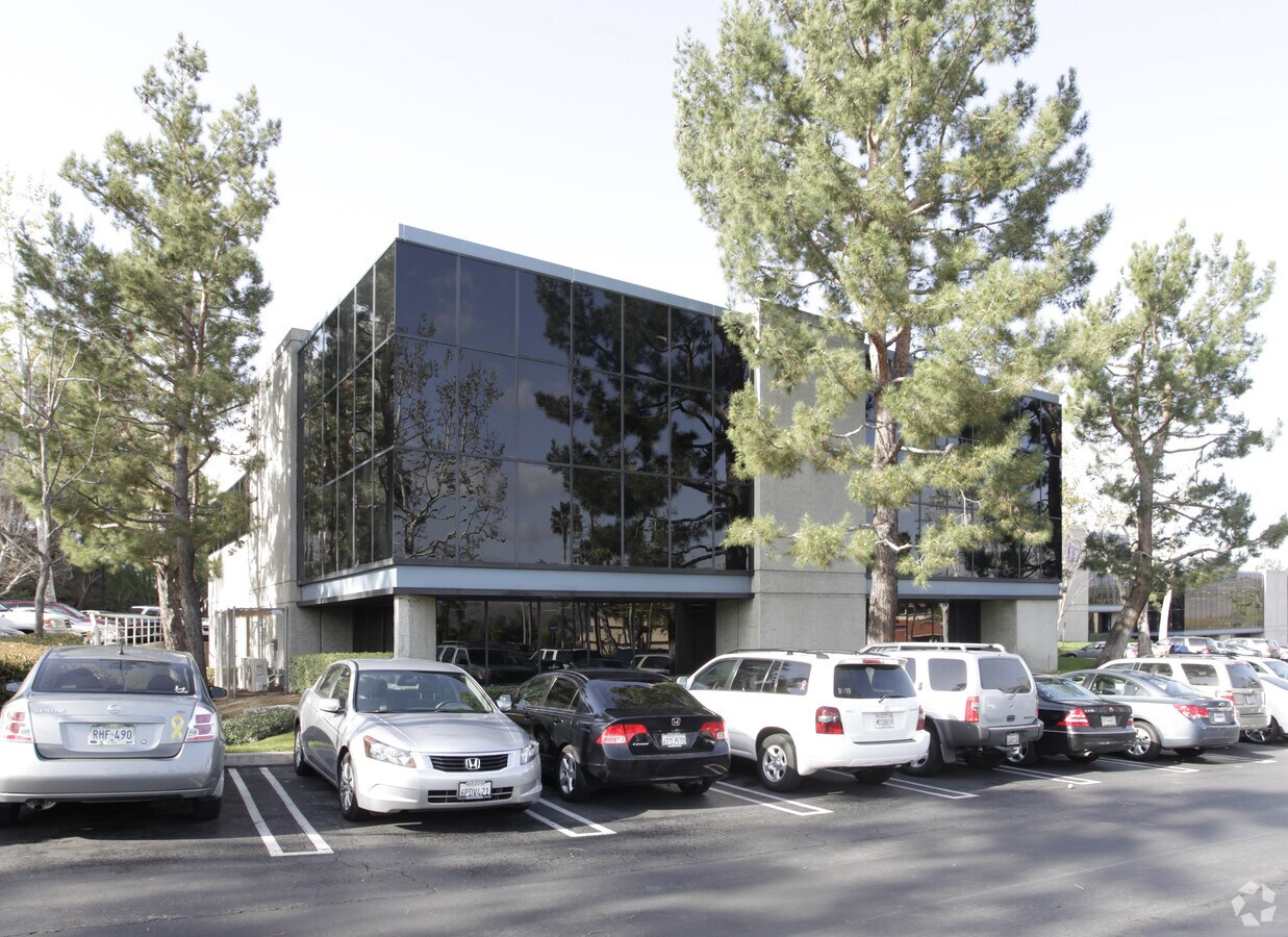 3179 W Temple Ave, Pomona, CA 91768 Property Record