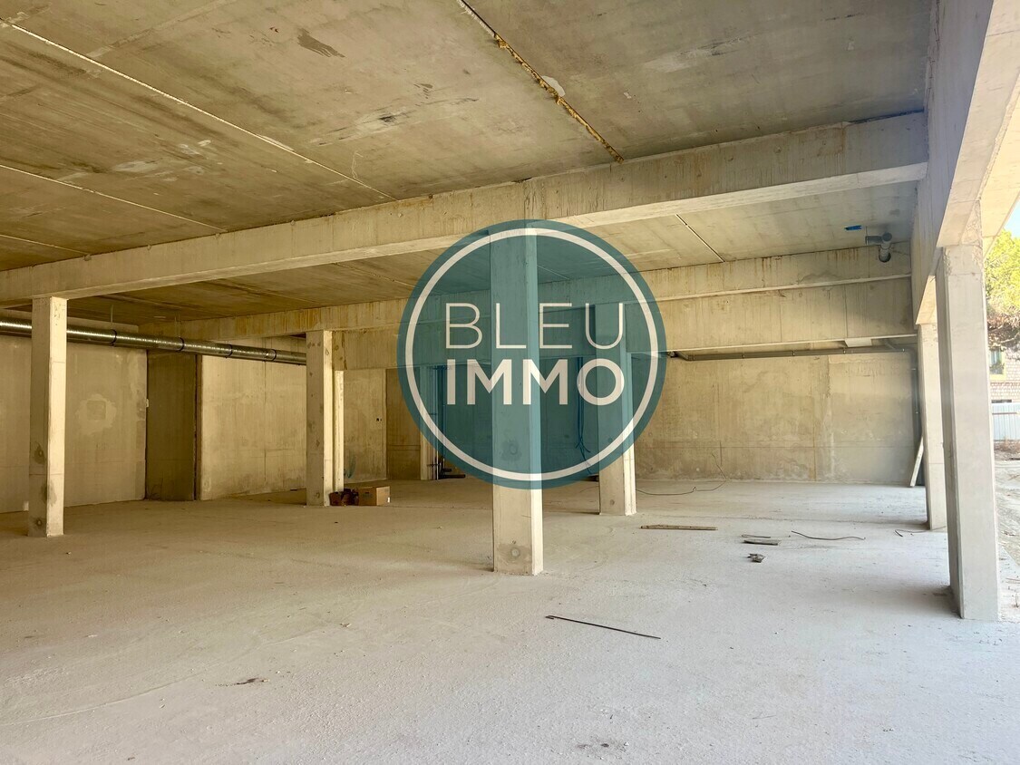 Cagnes-sur-Mer, AM 06800 - Unit B65 - - Interior Photo - Image 2 of 4