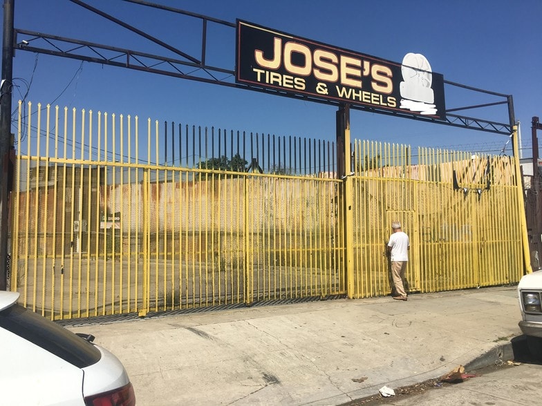 4619 Telegraph Rd, Los Angeles, CA for lease - Building Photo - Image 3 of 6