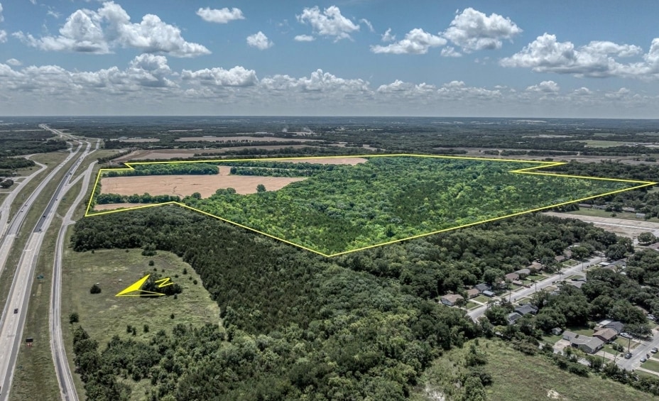 6513 Preston Rd, Plano, TX for sale - Commercial Listing Video - Image 3 of 27