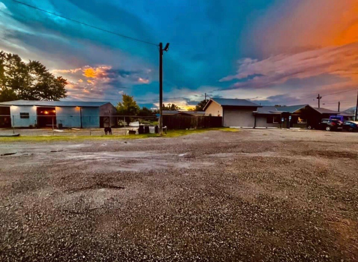 711 N Steele Ave, Cushing, OK for sale Primary Photo- Image 1 of 1