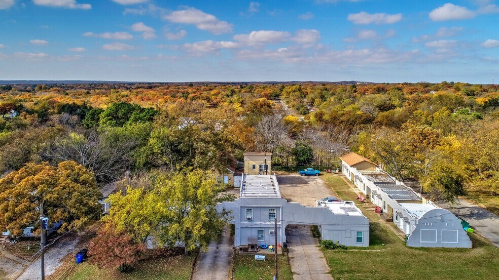 1103 S Armstrong Ave Denison Tx 75020 Loopnet Com