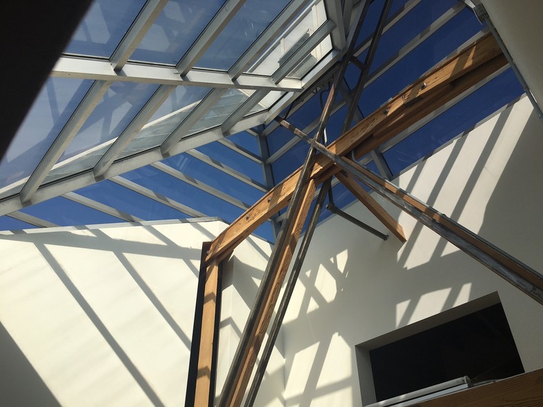 9046 Lindblade St, Culver City, CA for lease - Interior Photo - Image 2 of 4