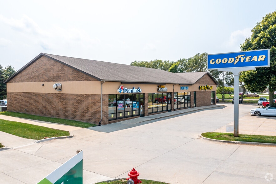 408-412 8th St SW, Altoona, IA for lease - Building Photo - Image 2 of 5