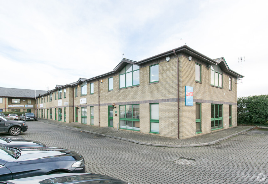 Mackenzie Way, Swindon Village for lease - Building Photo - Image 2 of 9